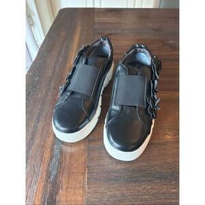 Charles David Rachelle wedge slip on sneaker